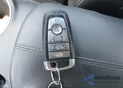 2020 Ford Mustang Ecoboost Premium Fastback z USA, uszkodzony, nr VIN 1FA6P8THXL5136610